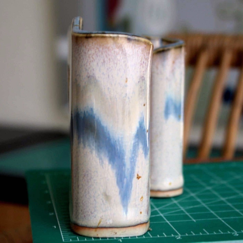 Bay Signed Studio Pottery Ikebana Blue Cream Pen & Paper Notes Holder - Picture 4 of 7